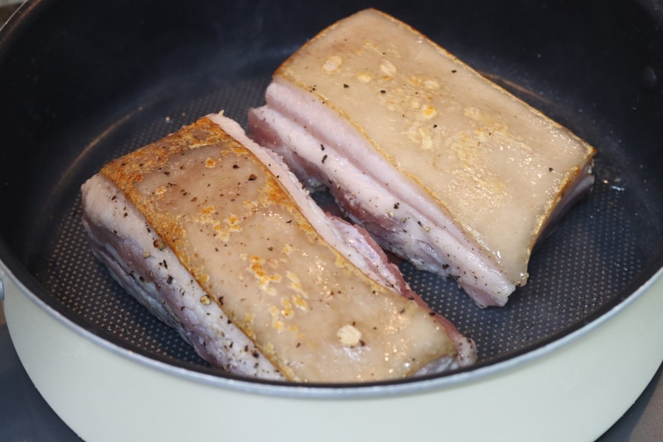 무수분 수육 맛있게 삶는법 돼지수육 돼지고기 보쌈 삶는법 삼겹살 수육