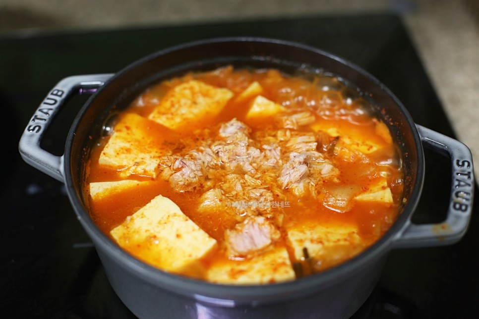 참치김치찌개 맛있게 끓이는법 김치찌개 레시피 신김치 요리