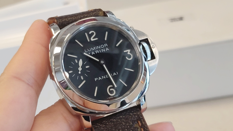 파네라이 루미노르 커스텀 시계 판매합니다