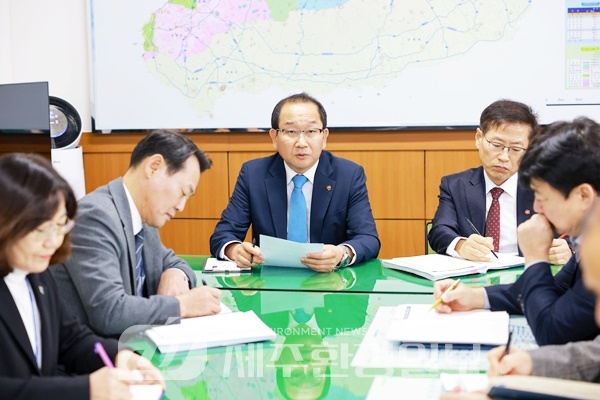 강병삼 제주시장, “도의회, 22개 사업 80억 원 예산 삭감 안타깝다”..갑질도 이런 갑질이
