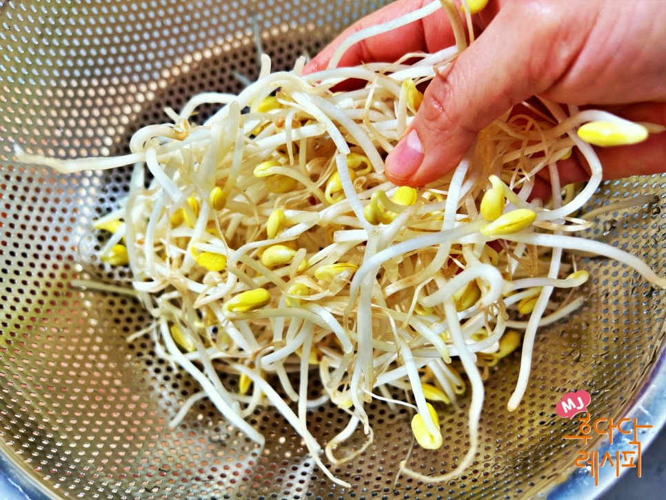 김치콩나물죽 굴 갱시기죽 만드는법 콩나물 김치죽 끓이는법 신김치요리