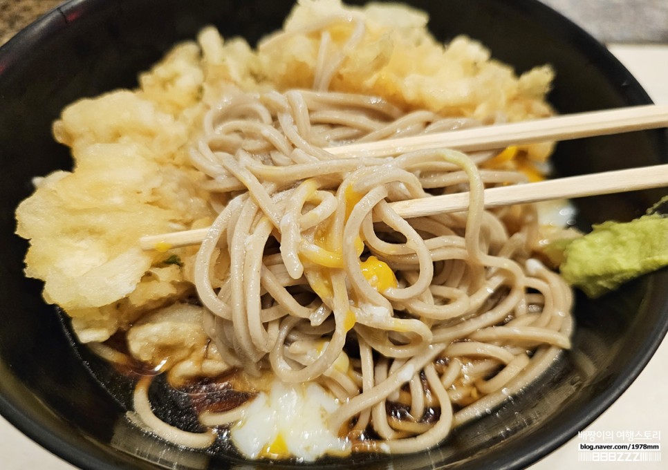 일본 도쿄 자유여행 신주쿠 오모이데요코초 맛집 2곳 추천 영업시간