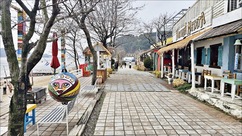 인천 드라이브 갈만한곳 이국적인 분위기의 선재도 뻘다방 카페 주말나들이!