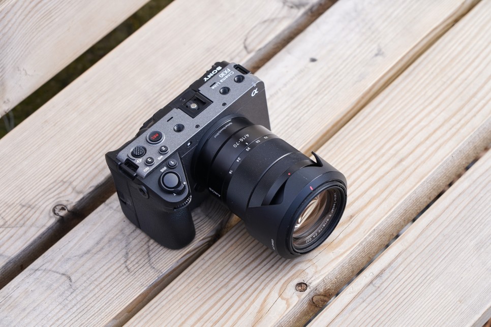 셀프 성장 동영상, 가족 촬영 카메라 추천 소니 FX30 주요 특징은?
