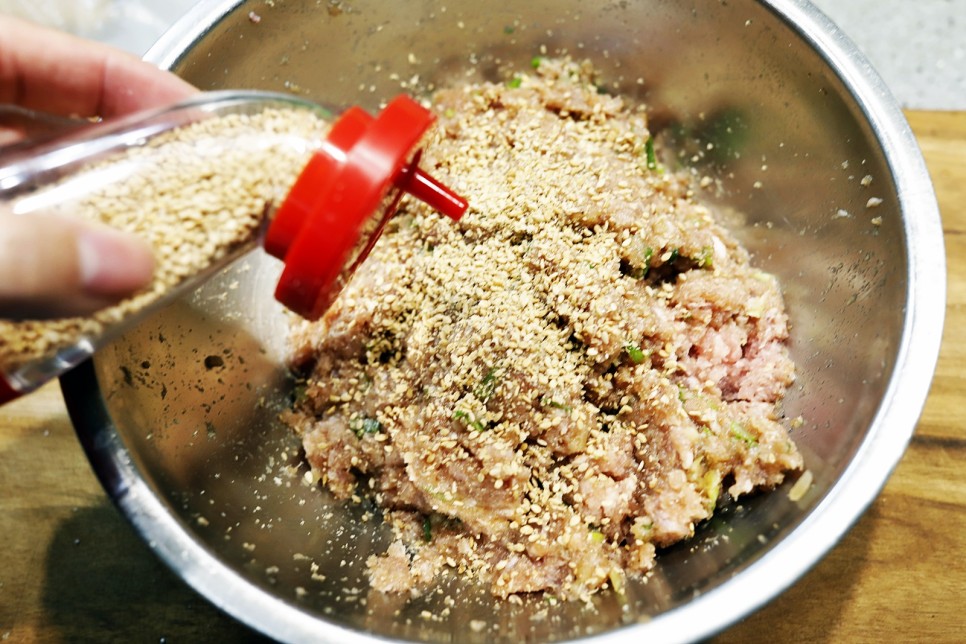 수제 떡갈비 만들기 다진 돼지고기 다짐육 요리