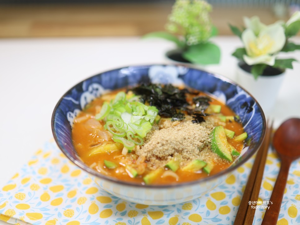 장칼국수 끓이는법 백종원 얼큰이칼국수 레시피 고추장 된장 조합