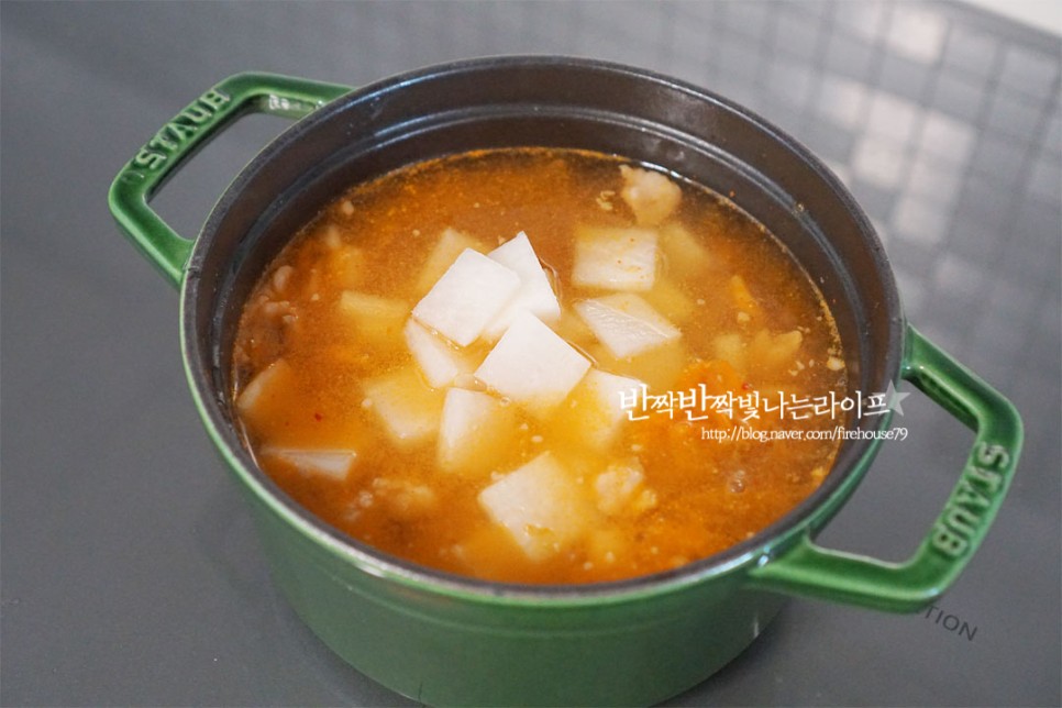 돼지고기 청국장 찌개 만드는 법 김치 청국장 맛있게 끓이는법
