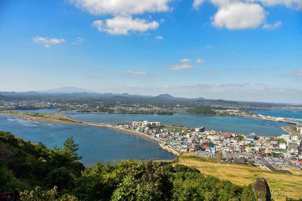 제주 동쪽 가볼만한곳 성산일출봉 낮 풍경