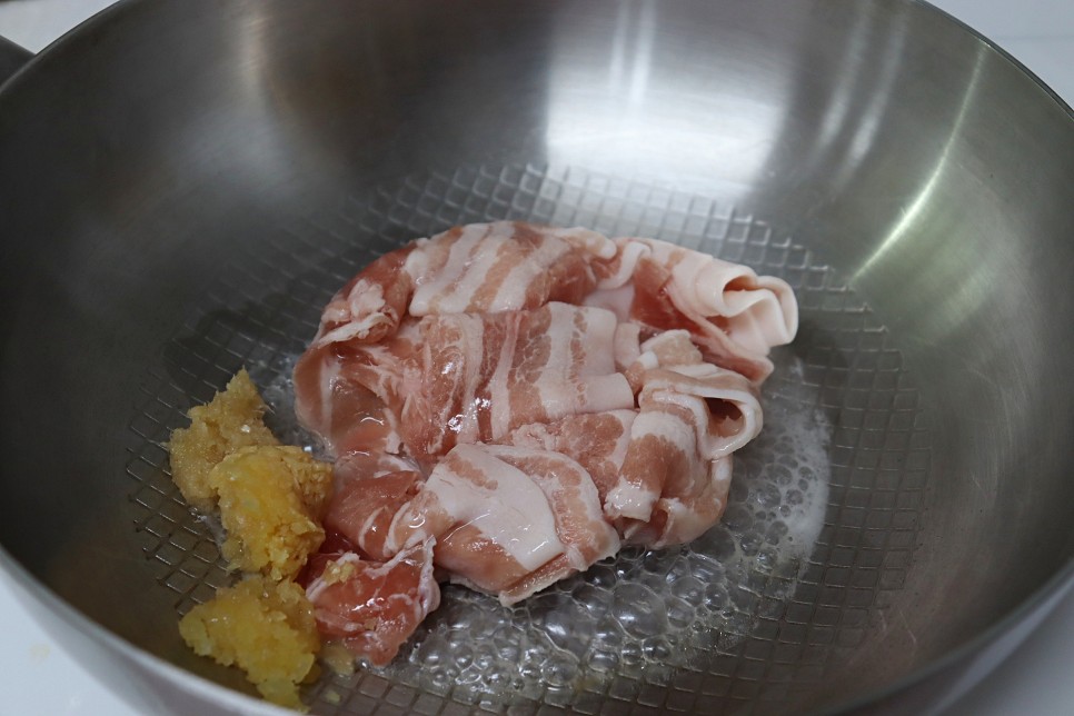 대패숙주볶음 돼지고기 숙주볶음 아삭한 숙주요리 대패삼겹살볶음