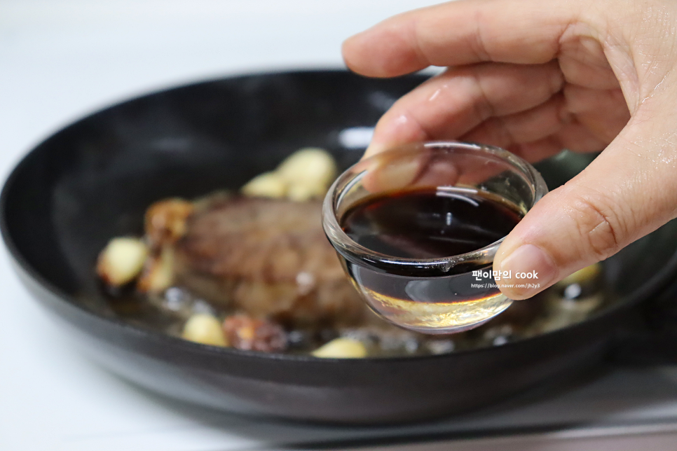 부채살 스테이크 맛있게 굽는법 소스 버터 집에서 소고기 스테이크 굽기 시즈닝