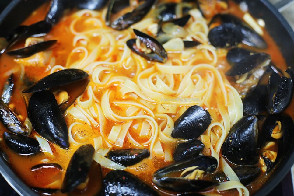 편스토랑 류수영 토마토 홍합 파스탕 어남선생 국물 파스타 만들기