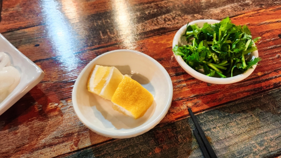 서울숲 혼밥 맛집 체크인 : 비사벌 전주 콩나물국밥 & 은준쌀국수