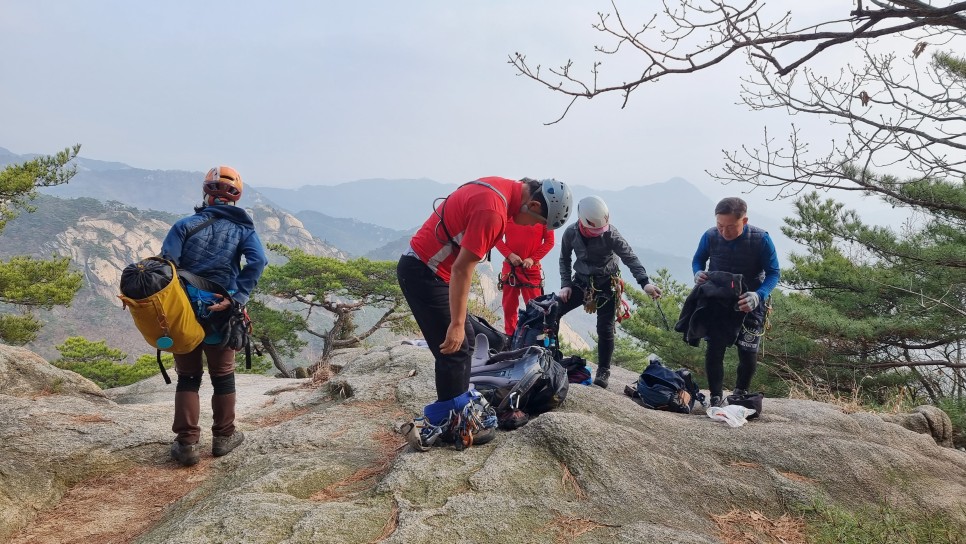 북한산 등산, 삼각산 공룡릿지 산행 (족두리봉 ~ 향로봉)