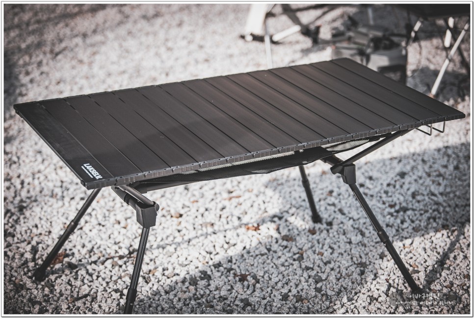 경량 캠핑테이블 높이조절 가능한 락셀 배리어블 롤 테이블 추천