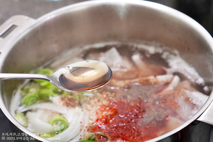 얼큰 오징어무국 레시피 오징어국 만드는 법 무국 끓이기 냉동 오징어 요리
