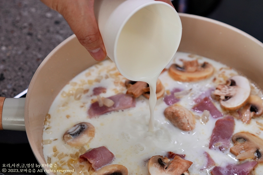 꾸덕한 베이컨 크림파스타 만들기 생크림없이 크림스파게티 소스 만들기 우유 치즈 파스타 면 삶는 시간