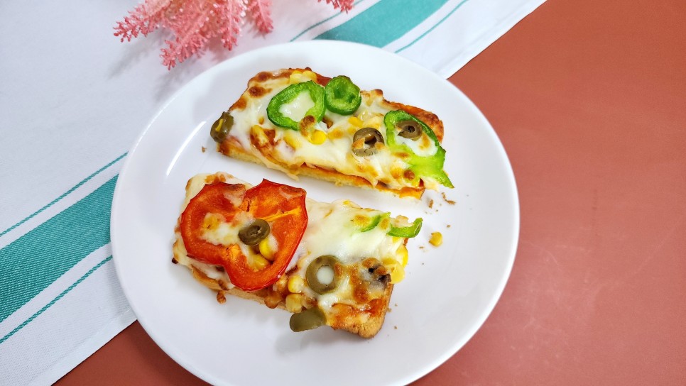 피자토스트 간단한 간식 피자식빵 아점메뉴 에어프라이어 식빵피자 만들기