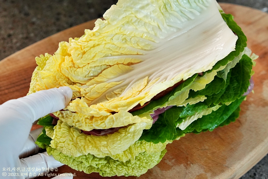 밀푀유나베 만들기 밀푀유나베 육수 간장 소스 고기 소고기 전골 요리 레시피 연말 홈파티 음식