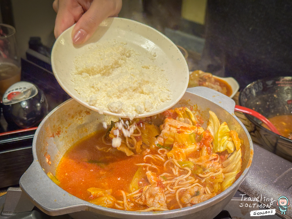 후쿠오카 하카타 모츠나베 1인 아침식사 라멘 맛집 교자 할인