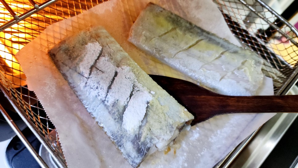 에어프라이어 갈치구이 하는법 생선구이 종이호일 생선굽는법 바삭한 생선굽기