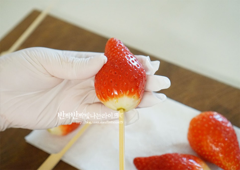 전자렌지 탕후루 만드는법 킹스베리 종이컵 딸기 탕후루 만들기 전자레인지