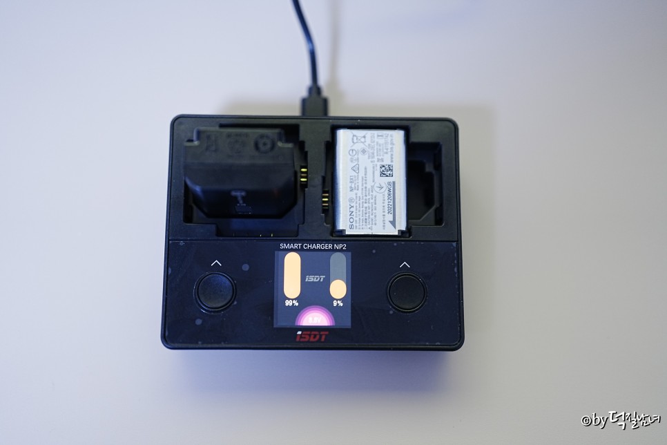 소니 배터리 충전기 미러리스 카메라 전용 ISDT-NP2 충전기