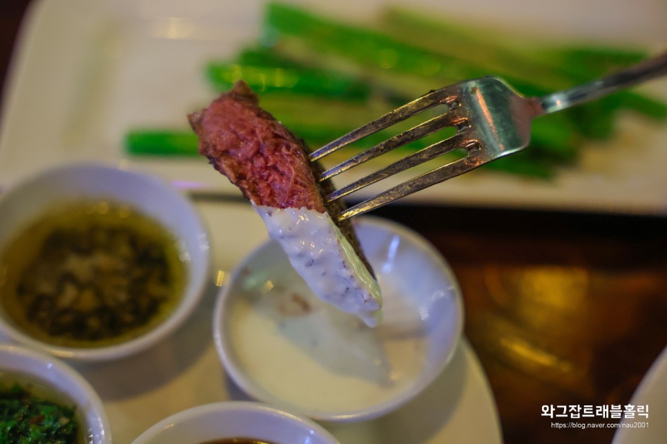 베트남 호이안 맛집 리버사이드 스테이크하우스 리버뷰 야경 저녁식사