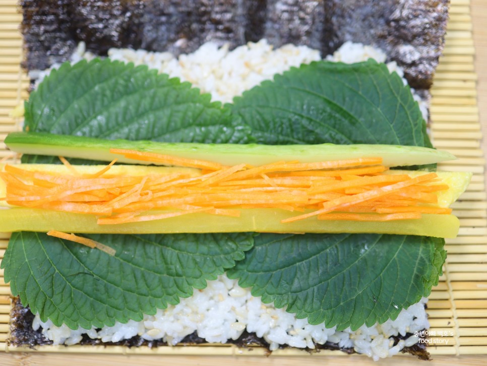 기본 김밥맛있게싸는법 묵은지 참치김밥 만들기 밥짓기 양념 말기