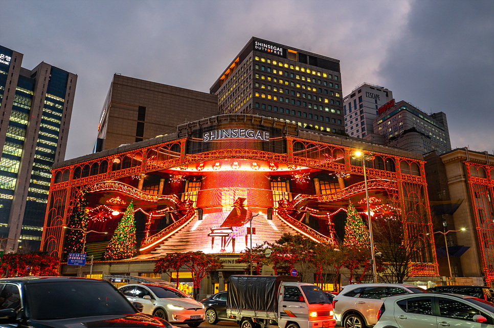 서울 크리스마스 명동 신세계백화점 본점, 타임스퀘어 볼거리