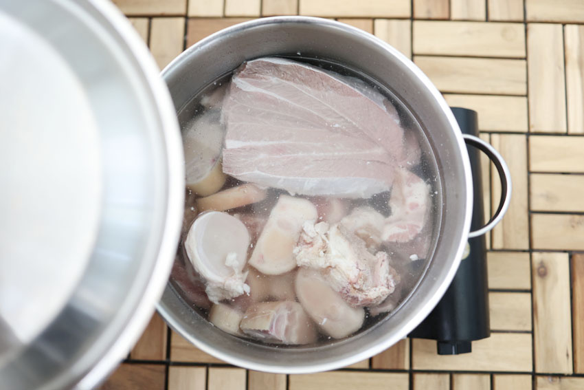 한우 사골 곰탕 끓이는법 우족탕 우족 끓이는법 사골잡뼈 사골국 우족 끓이기