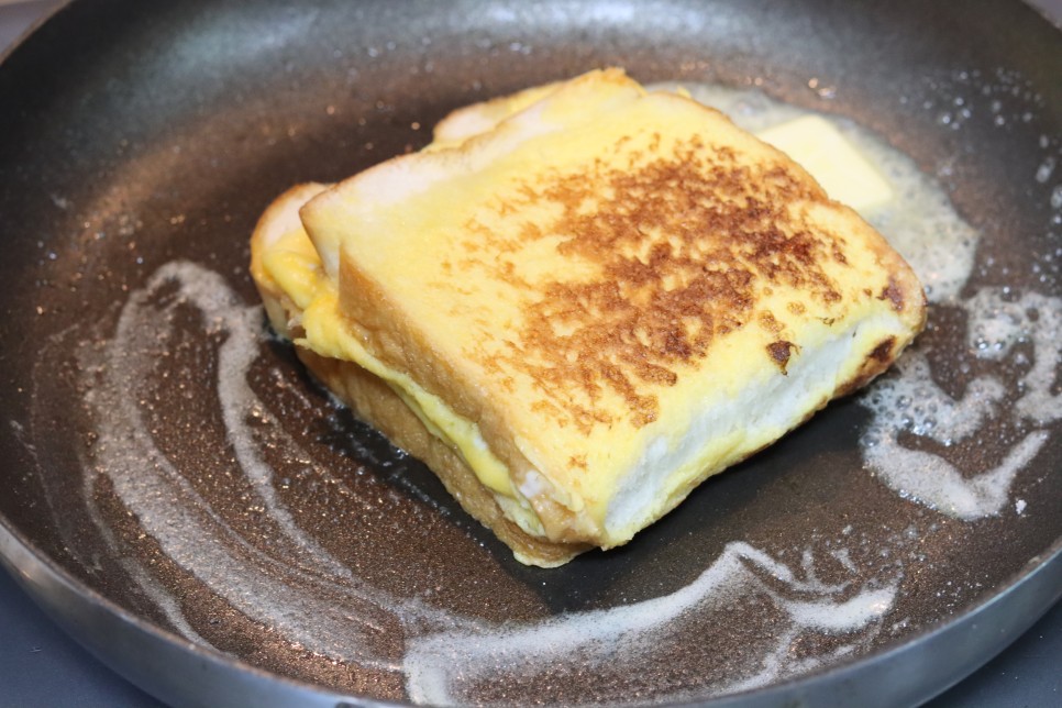 식빵 계란 토스트 만들기 아침 토스트 레시피 원팬 토스트 만들기