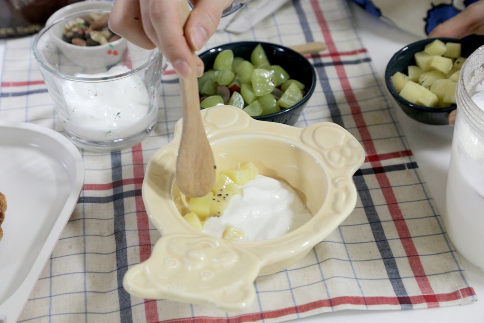 퀸누스 그릭요거트 메이커 맛있는 수제요거트제조기