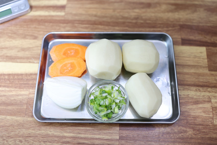 간단 감자볶음 만드는 법 감자요리 반찬 감자채볶음 레시피 칼로리