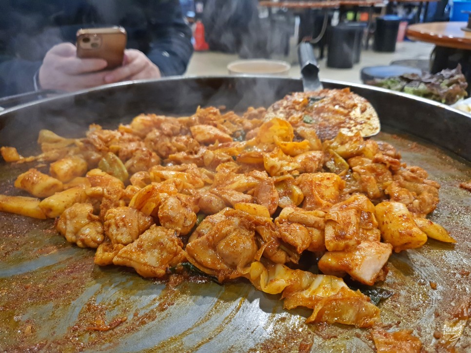 강원도 춘천 가볼만한곳 춘천 닭갈비 골목 막국수 춘천시내 먹거리