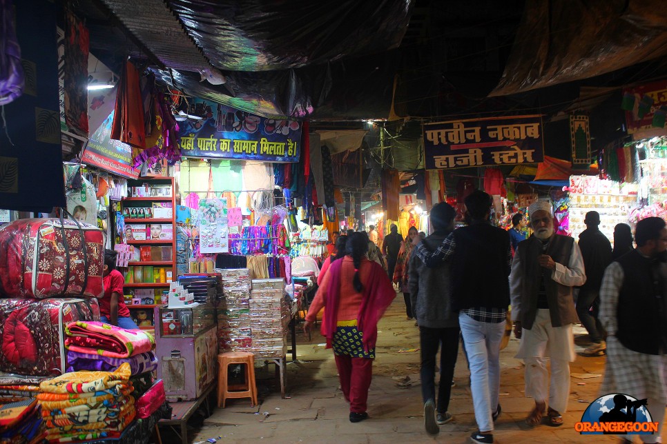 (인도 바라나시 / 달만디 도매시장 #1) 골목을 샅샅이 뒤져 보물을 찾아내자! 바라나시의 밤을 밝히는 골목시장. Dalmandi Wholesale Market