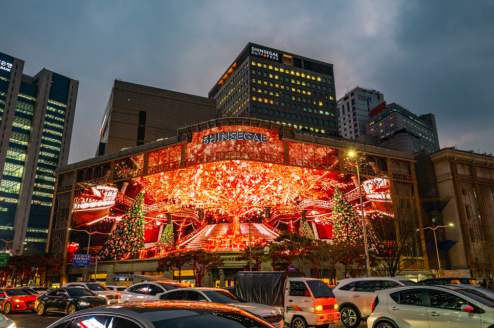 서울 크리스마스 명동 신세계백화점 본점, 타임스퀘어 볼거리