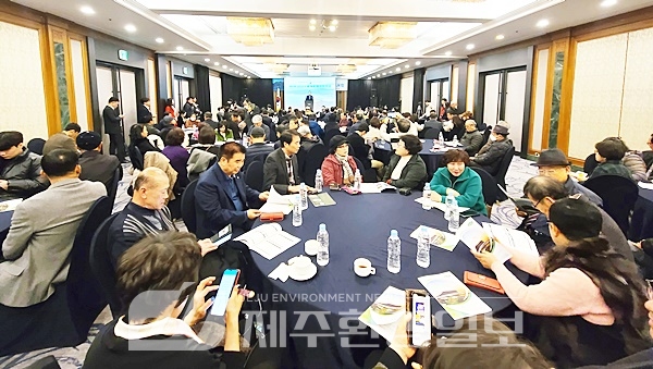 “제주도 먹여 살린 ‘세계7대자연경관’..선정일 국경일 지정과 엑스포 개최해야”