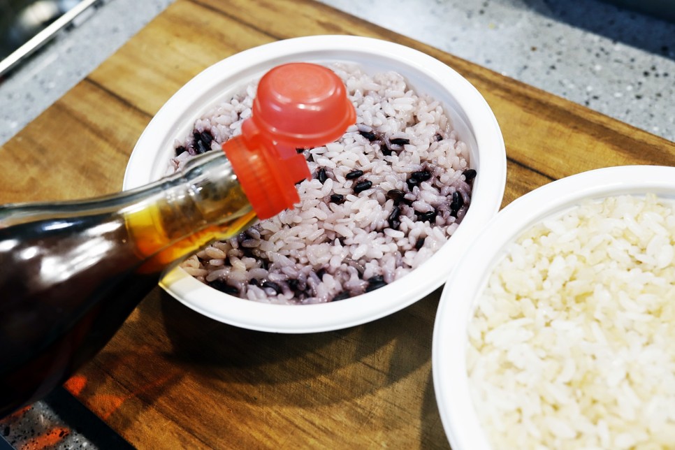 식감이 살아있는 햇반 잡곡밥으로 건강식 회오리 김밥 만들기