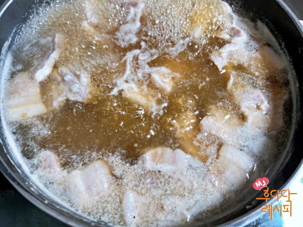 돼지고기 김치찌개 맛있게 끓이는법 삼겹살 묵은지 김치찌개 레시피