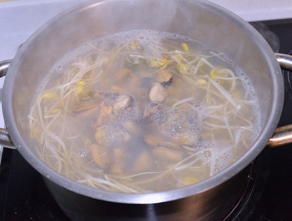 간단한 콩나물국 끓이는법 새우젓 맑은 시원한 콩나물국 레시피 아침국