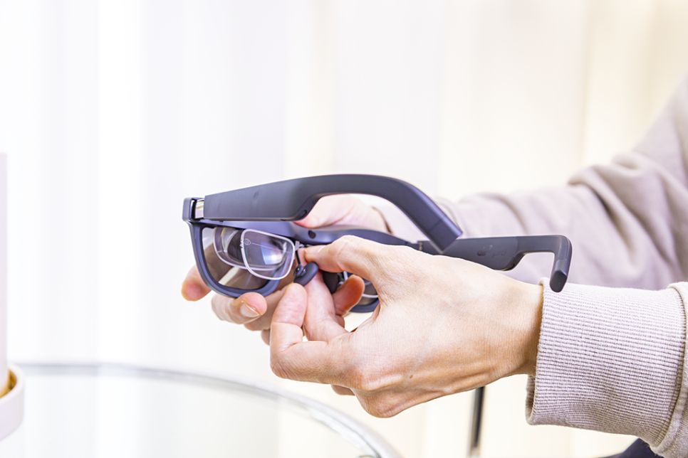엑스리얼 에어2 프로 교정 렌즈 A to Z, 안경 선배들을 위한 간편 활용법