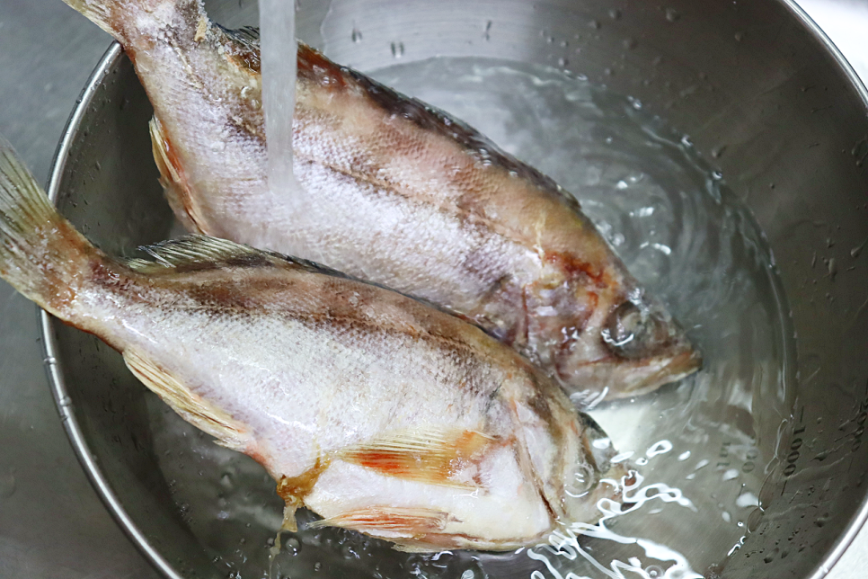 빨간 생선구이 볼락구이 열기 생선 굽는법 열기구이 생선 비린내 제거 생선 굽기 볼락요리