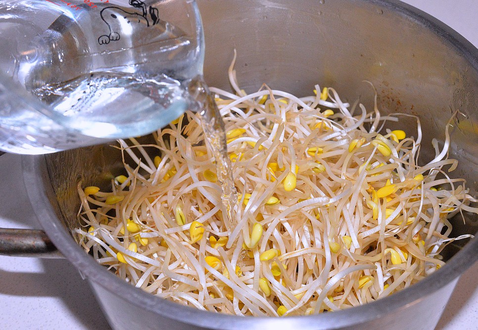 하얀 콩나물무침 레시피 아기 어린이 콩나물 무침 만드는법
