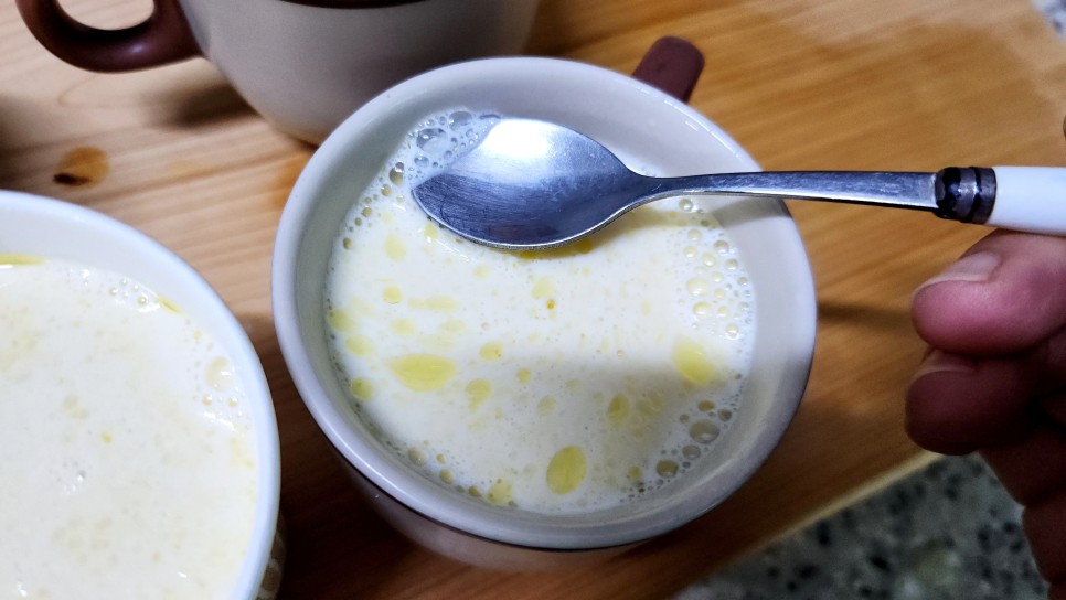 우유푸딩 만들기 카라멜 커스타드 푸딩 디저트 다나 오스트리아 멸균우유 요리
