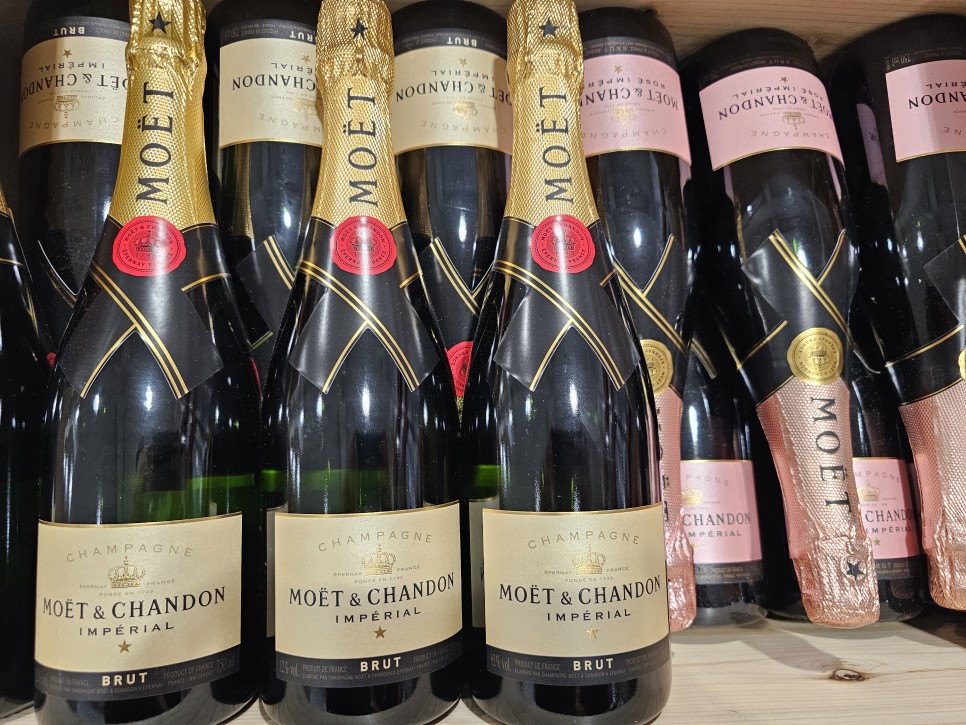 세계 3대 샴페인, 모엣 샹동 임페리얼(Moet & Chandon Imperial) 가격 및 맛 따는법 정리(시음후기)