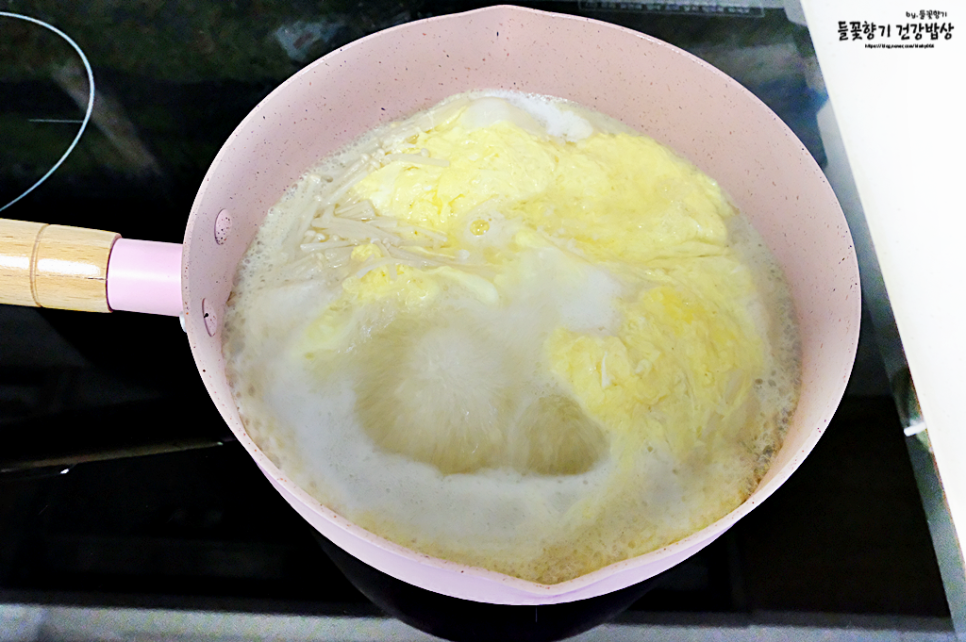 초간단 계란국 끓이는법 맑은 파 계란국 레시피 간단한 아침국