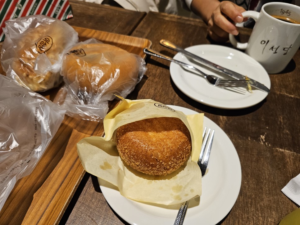전국 3대 빵집 이성당 야채빵 군산 카페 먹거리 데이트