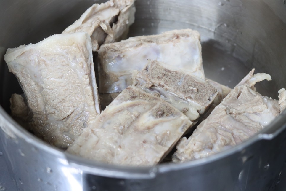 시래기 감자탕 끓이는법 돼지등뼈 뼈다귀 해장국 만들기 레시피 뼈해장국 만드는법