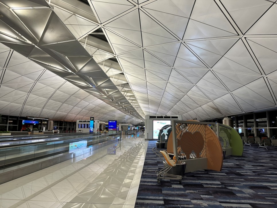 홍콩 첵랍콕 공항 1터미널 pp카드 라운지 플라자 프리미엄 후기
