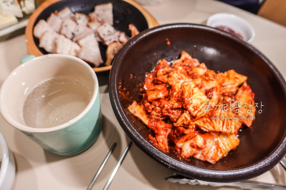 조풍연 매운실비김치 택배 후기 고기 먹을 땐 양념 진한 불김치와 함께!